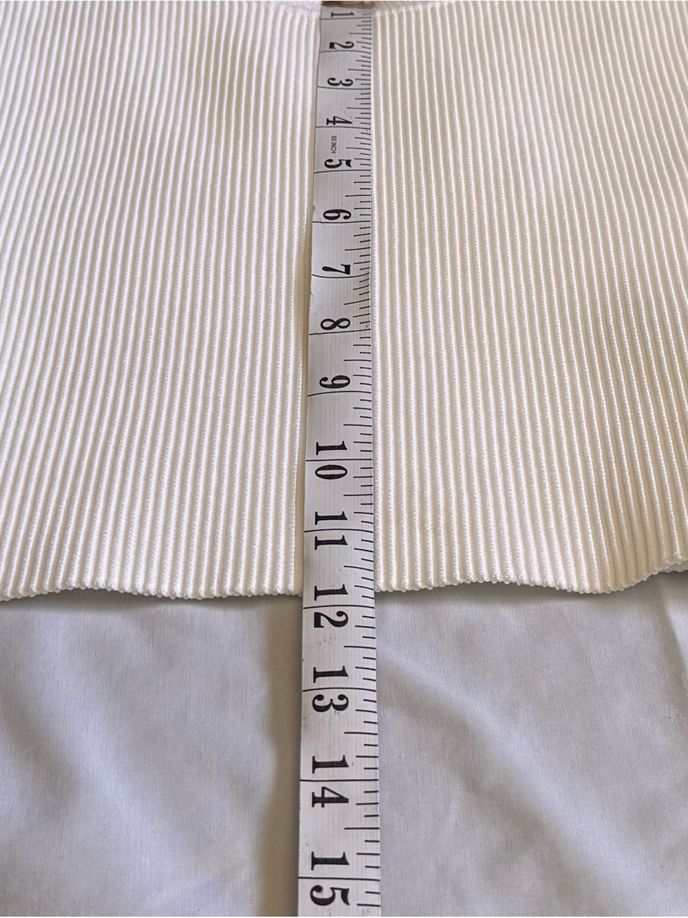 Babaton Cream Ribbed Cropped Tank Top - Picture 6 of 9